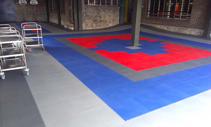 Suelo de PVC para colegio – Traficline
